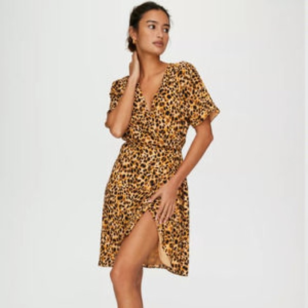 Aritzia Babaton Wallace Cheetah Print Mini Wrap Dress Womens Size Medium